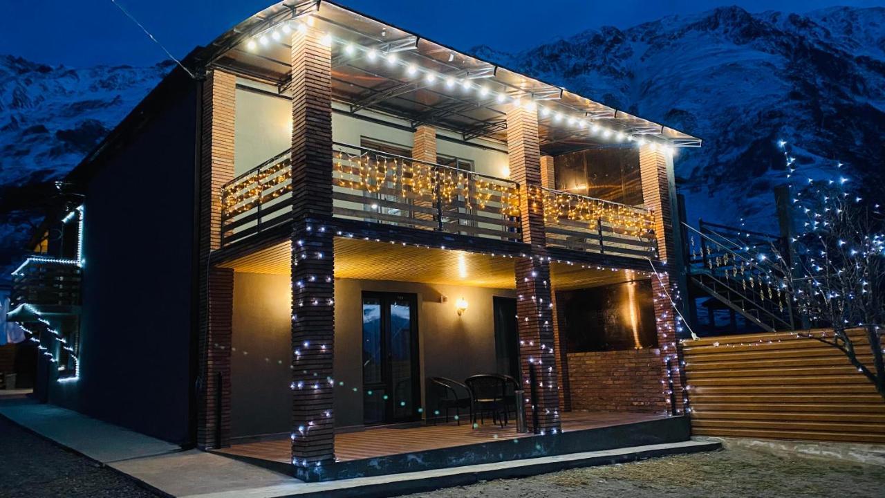 Гостевой дом Paradise Kazbegi Экстерьер фото